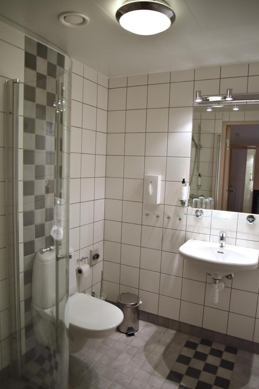 Hotell Arjaeng Εξωτερικό φωτογραφία